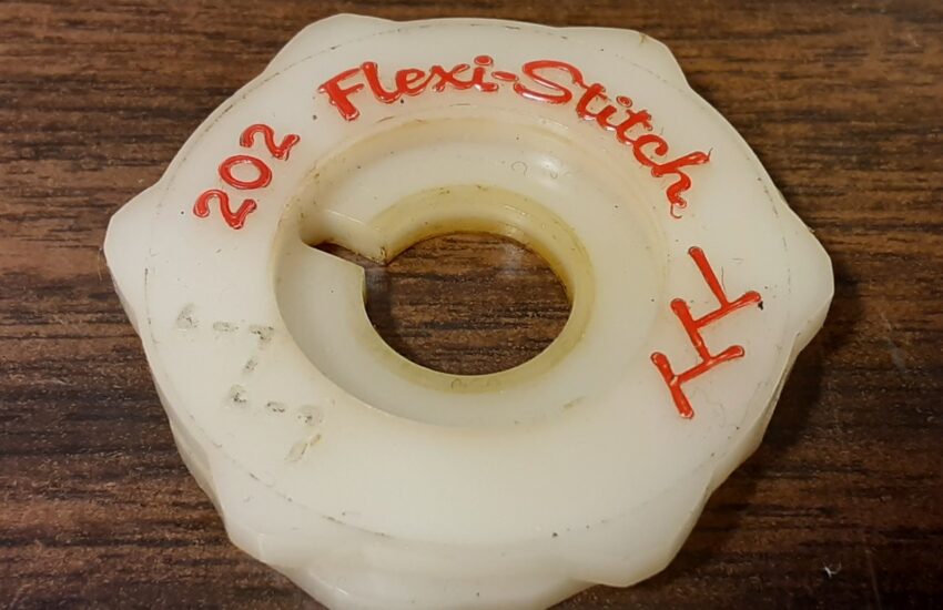 Disc 202 - Part# 153829 - Feather Stitch / Multi Stitch Zig Zag, photo taken from above