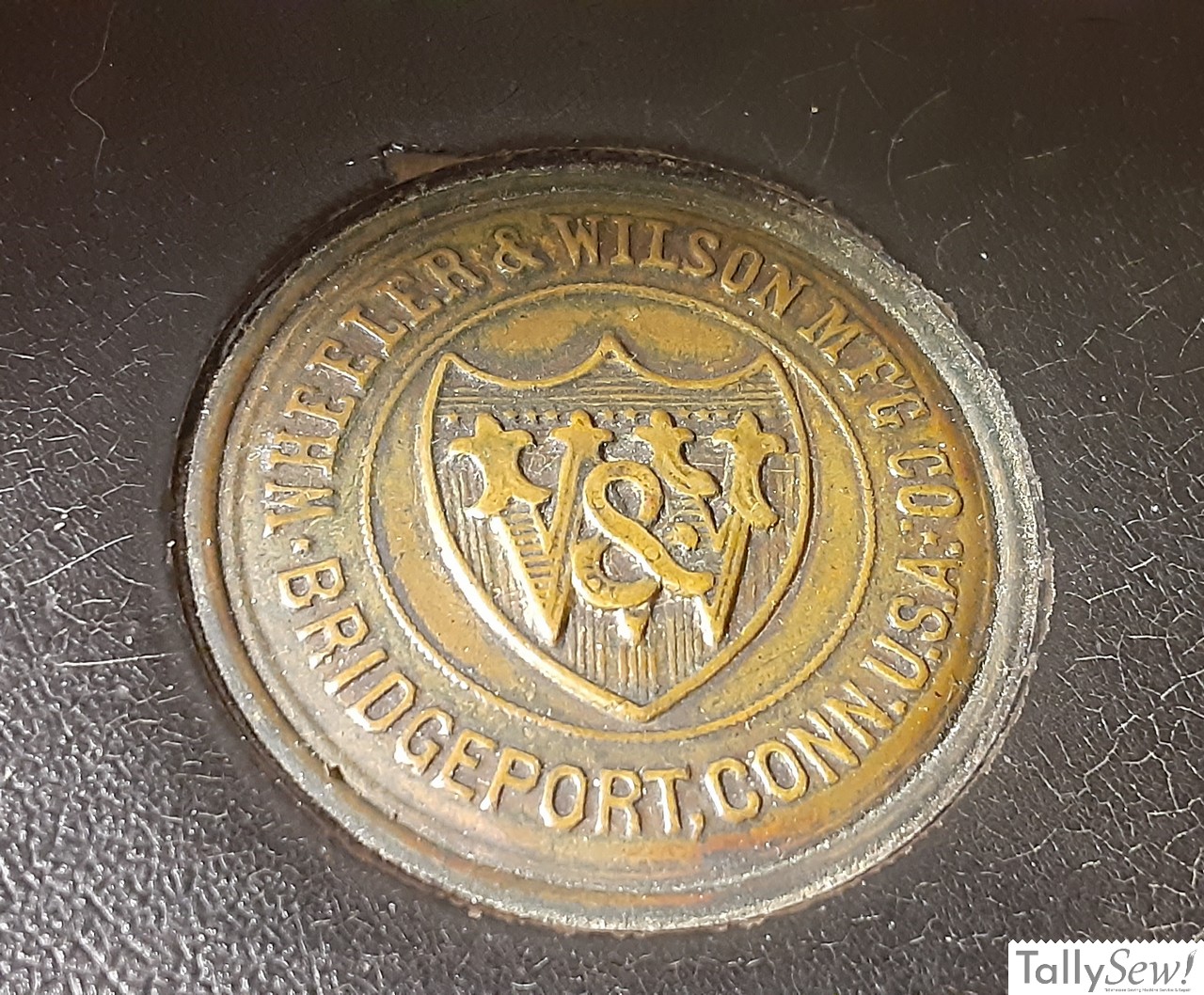 Wheeler & Wilson bed badge